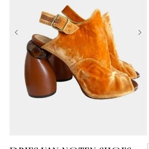 DRIES VAN NOTEN velvet heels